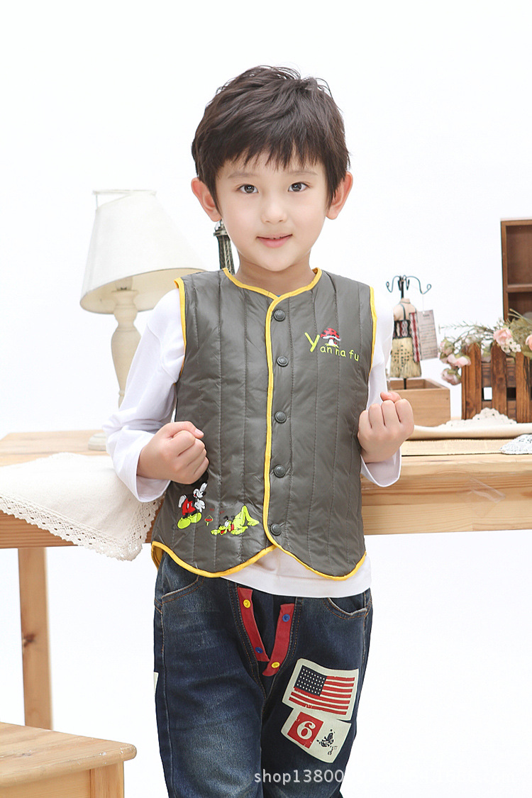 小馬甲男童jpg05