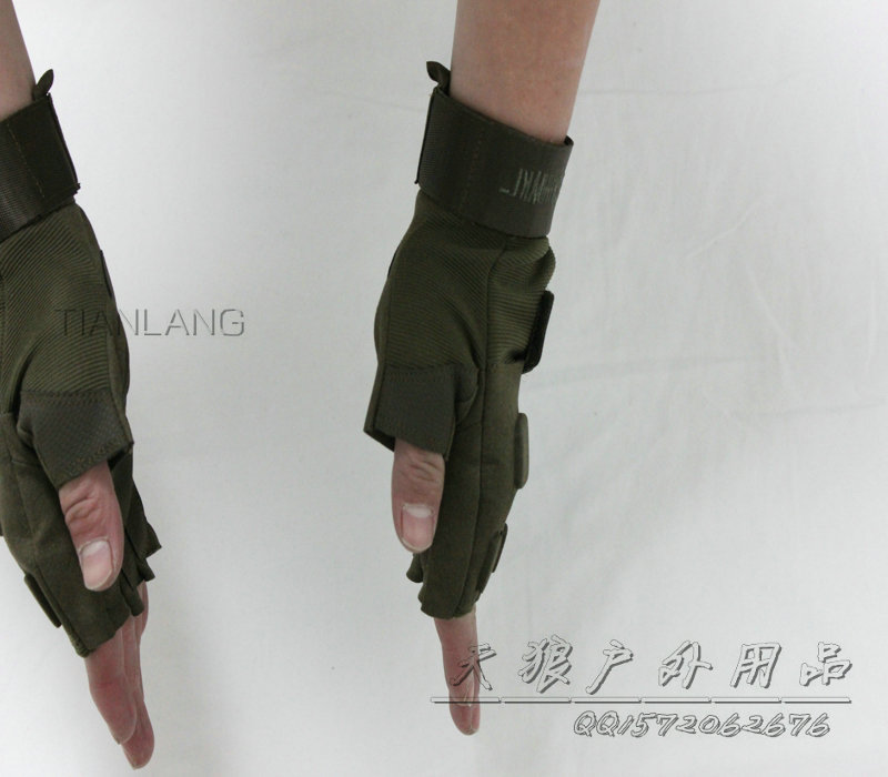 黑鷹半指手套05
