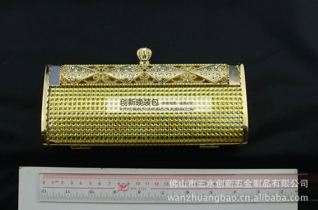 选购包包时,一定要参照尺寸介绍