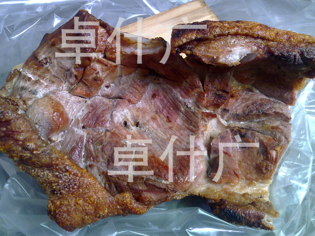 皮,鳄鱼尾,鳄鱼鞭,鳄鱼肠,鳄鱼肚,鳄鱼肝,鳄鱼肉干,鳄鱼苗,鳄鱼活体