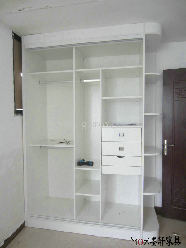 wardrobe定制带书桌的衣柜 组合柜