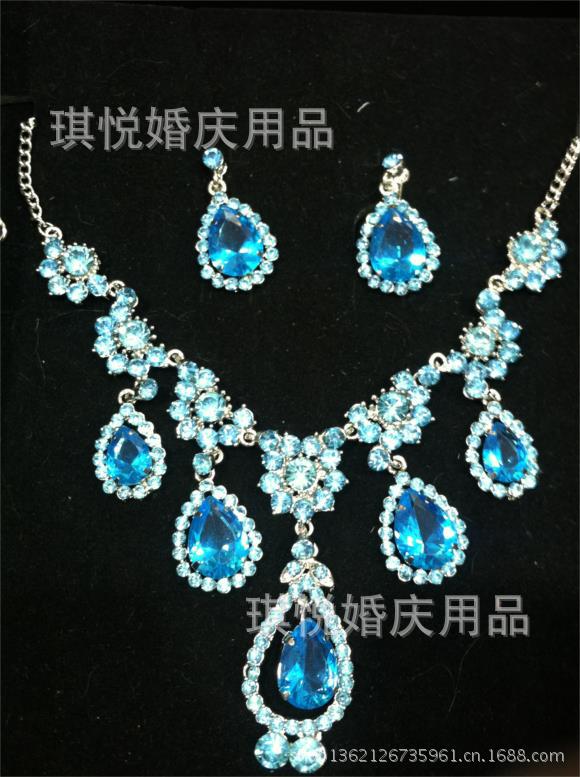 悦琪婚纱(3)