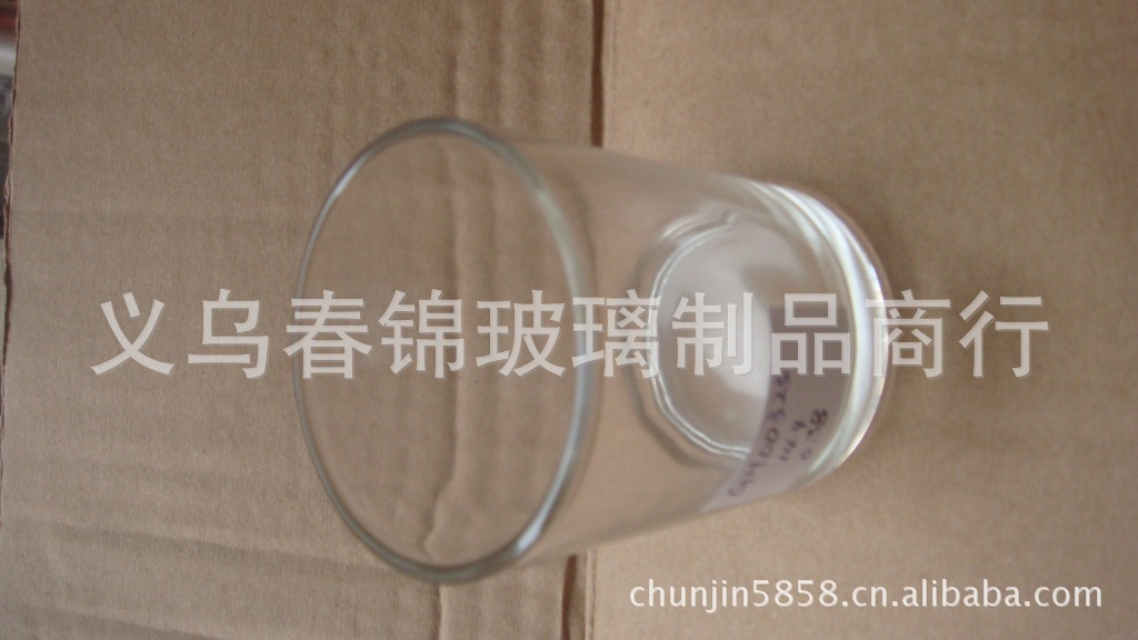 Small cups have stocks