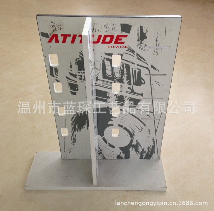 E18694B9-5DA8-4A4A-A981-1056B6
