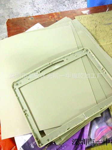 按客户色板要求订做各类颜色的硅胶片