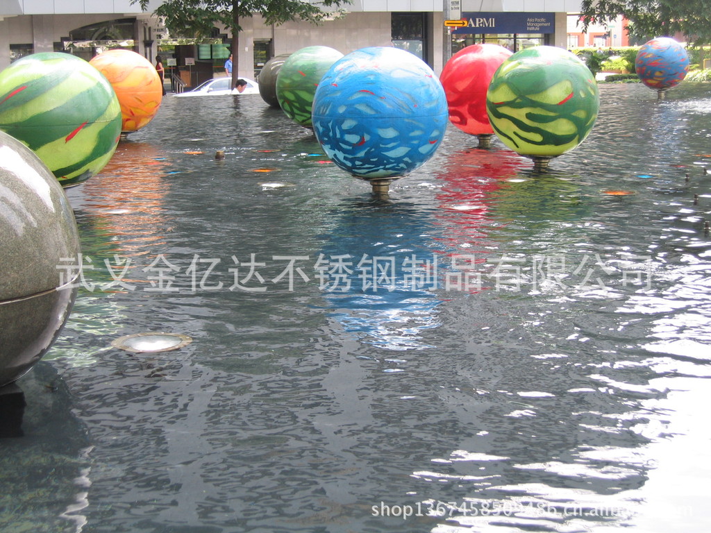 IFC水景球