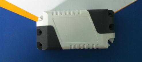 1-3W尺寸是68X32X22MM