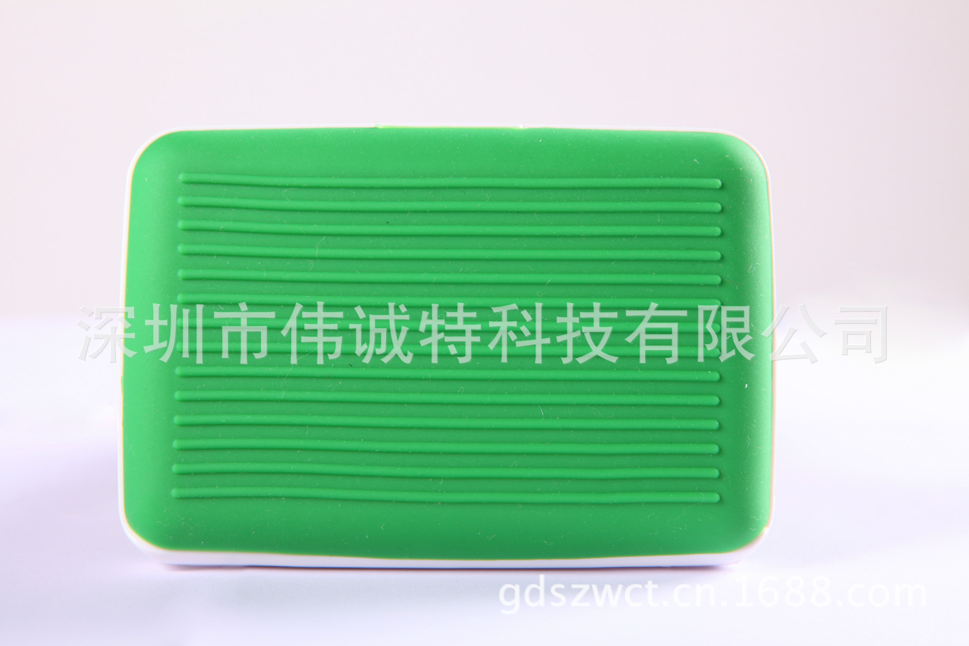 糖果色金屬矽膠卡片盒