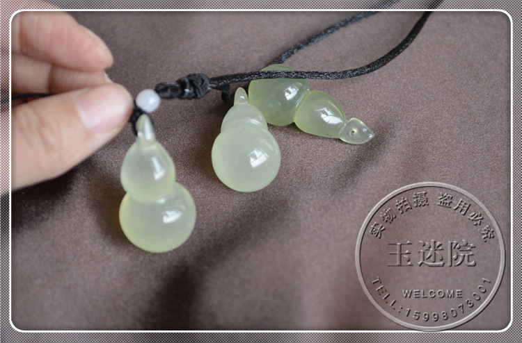 产地货源 纯天然玉石a货 岫岩玉葫芦吊坠 手工制作 厂家直销