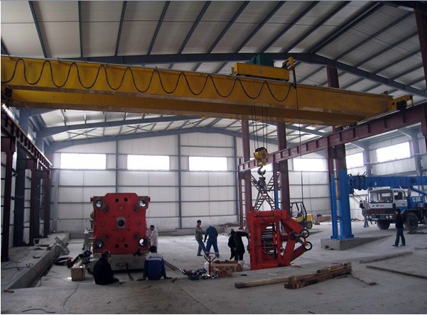 LH型电动葫芦双梁桥式起重机1