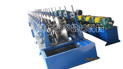 立体车库边梁成型设备_