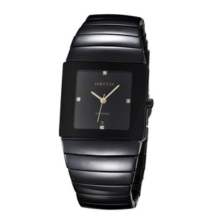 3.有一种手表，表带是黑色的，表框是长方形的，外面有钻石。什么牌子的手表？