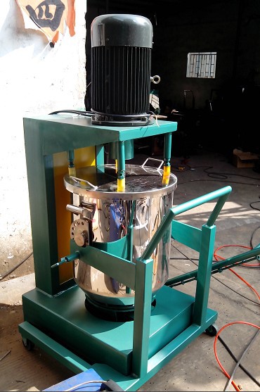 V8AR{BS6M60V{B~B}QEZTC8