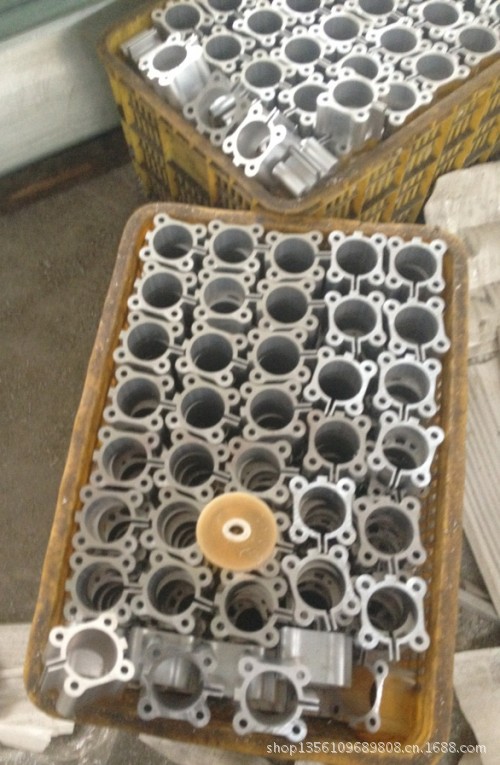 V1[5718F55GXHJMSQUDON10