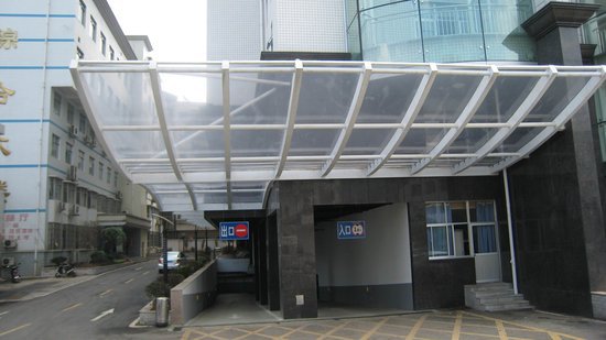 get_name=T1WddIBXJb1RCvBVdK