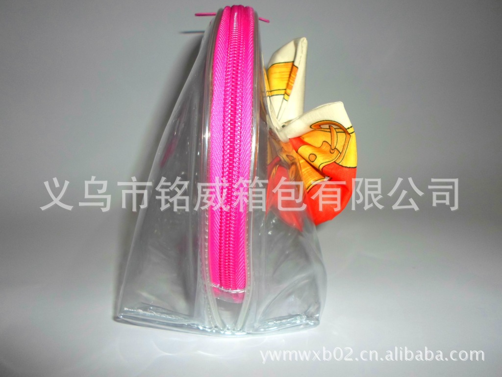 pvc蝴蝶结洗漱包