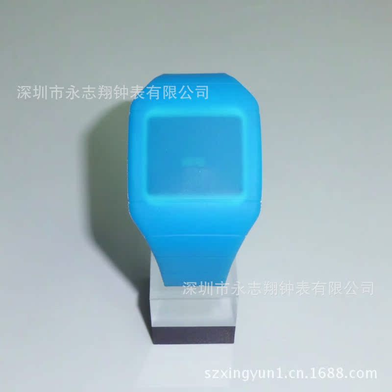 LED (41)