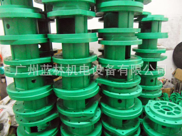 598101251_1296652482