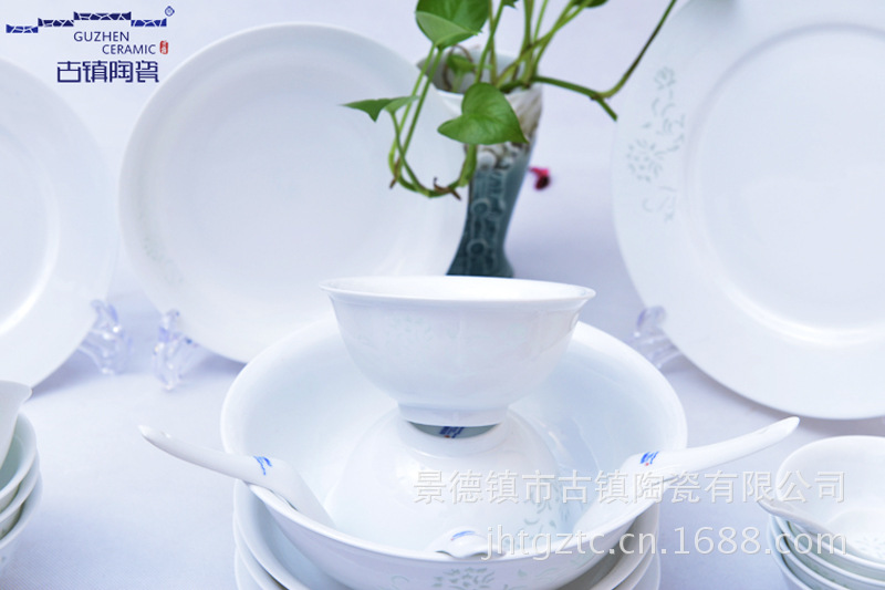 玲珑双钱正德碗