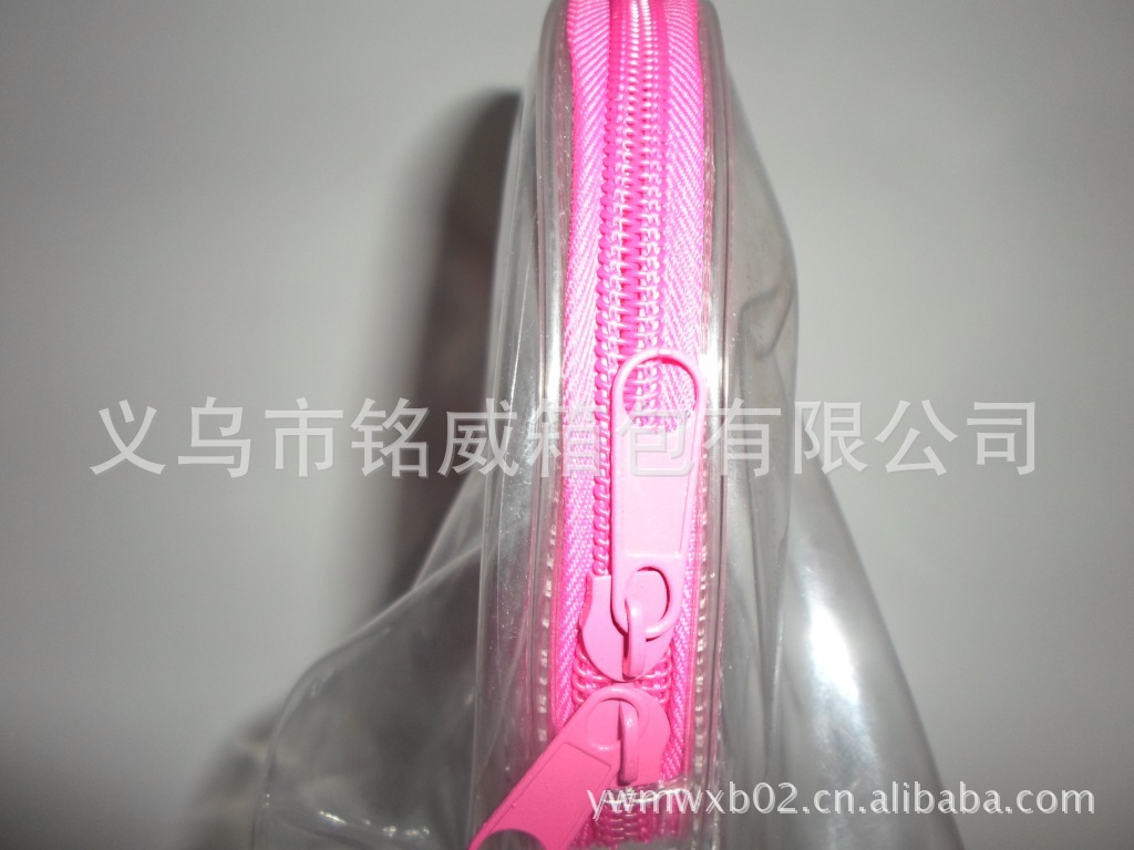 pvc蝴蝶结洗漱包