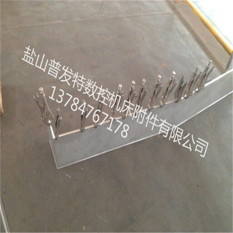 供应锰钢板方形护罩  坚固耐用防止铁屑和高温 使用寿命更长