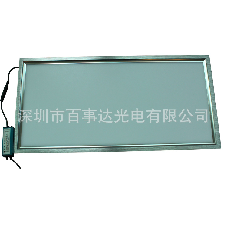 300&middot;600面板灯