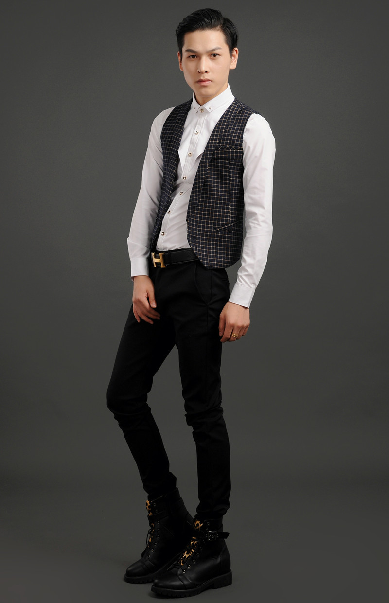 180cm160斤男生体型图,180cm150斤男生体型图 l 适合身高 165-180cm 重125-135斤 xl适合身高170-180cm 重