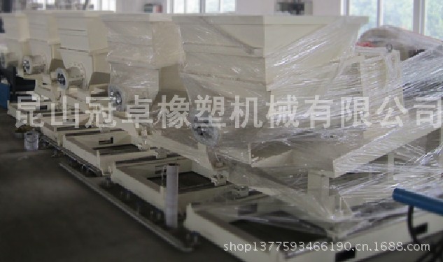 锥双强制喂料机