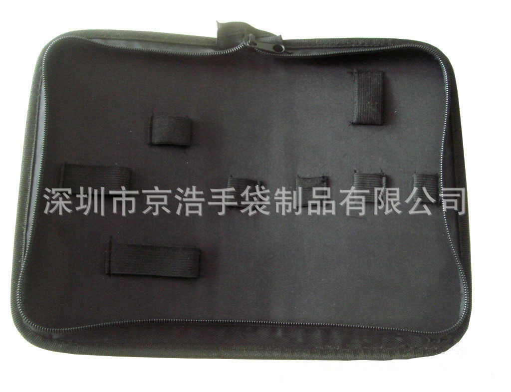 892707691_1048968891