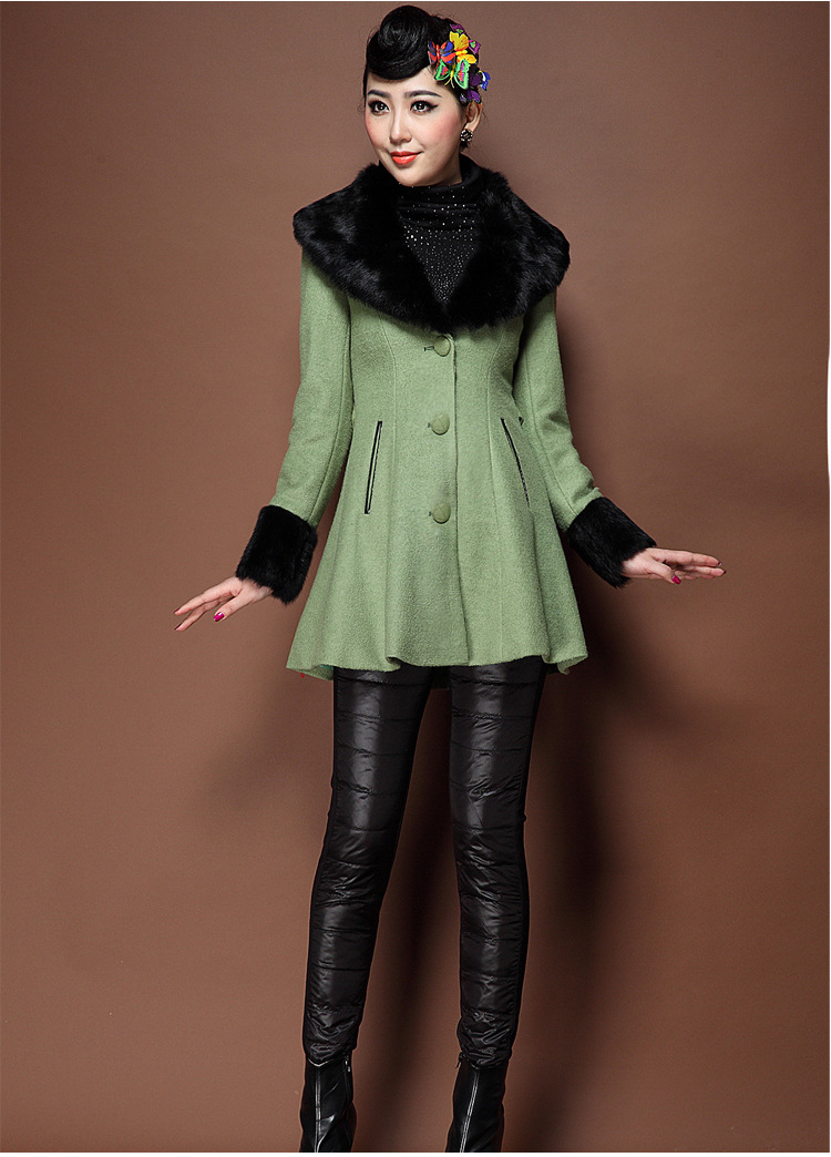 红色毛呢副本_16