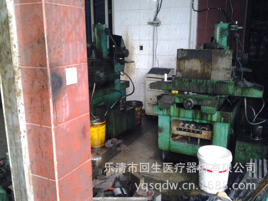 线卡打钉? height=