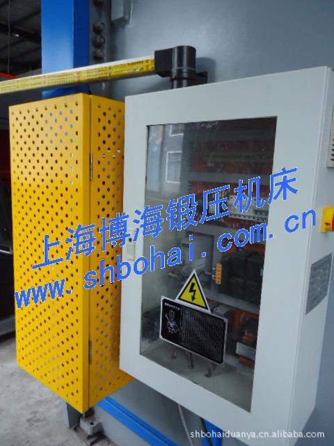 长期供应 WD67K-100T/3200电液伺服折弯机系统 型材折弯机