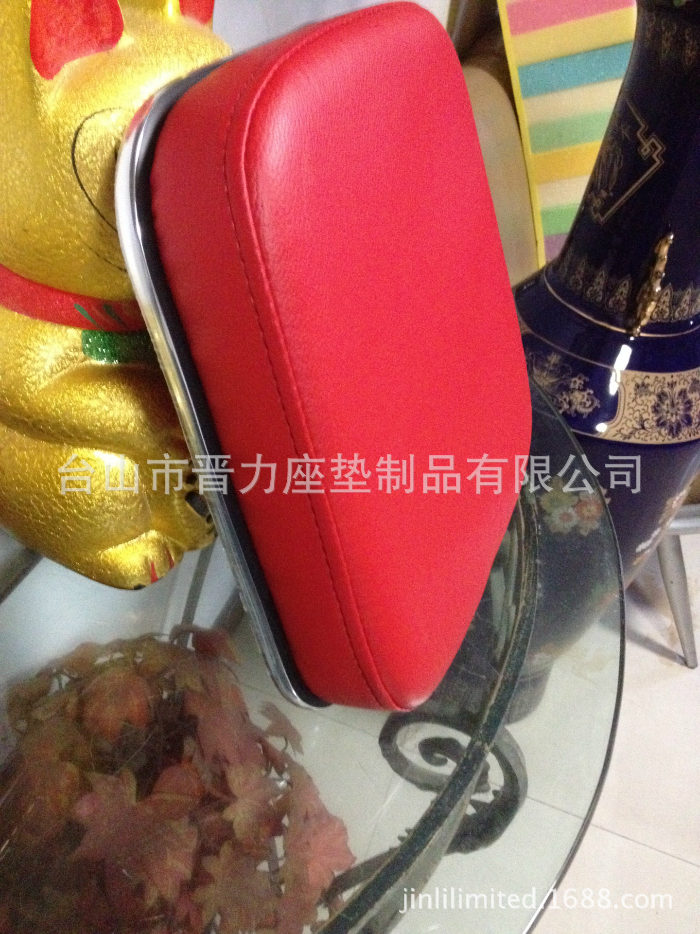 运动器材靠垫