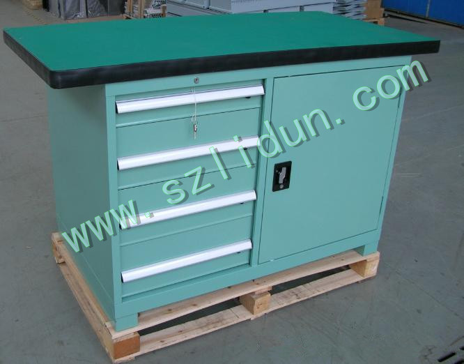 复合桌面工具柜