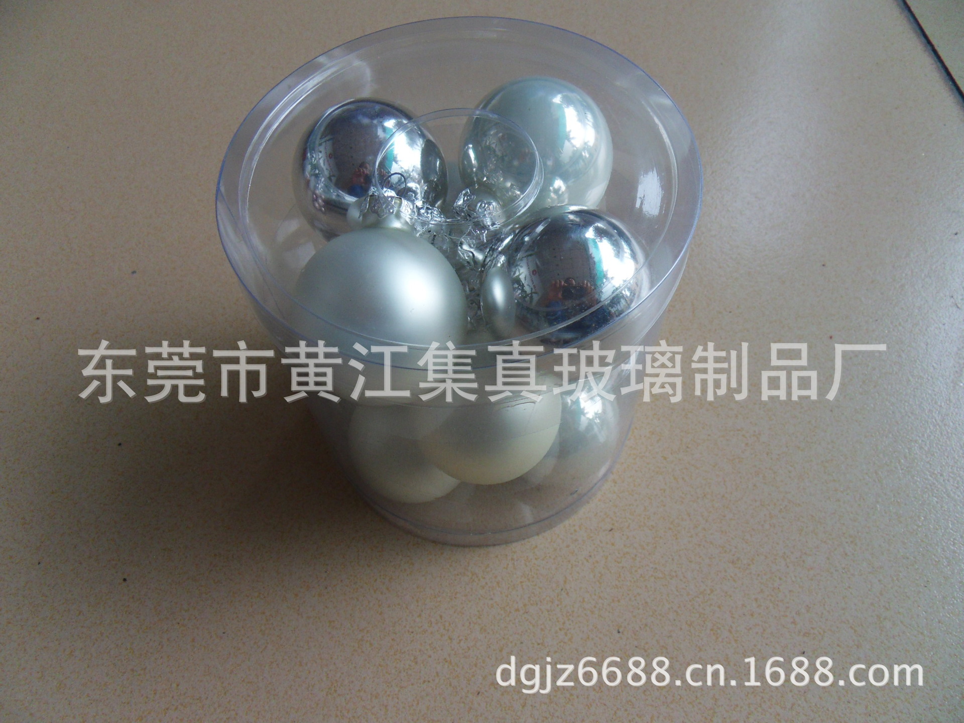 SDC18012
