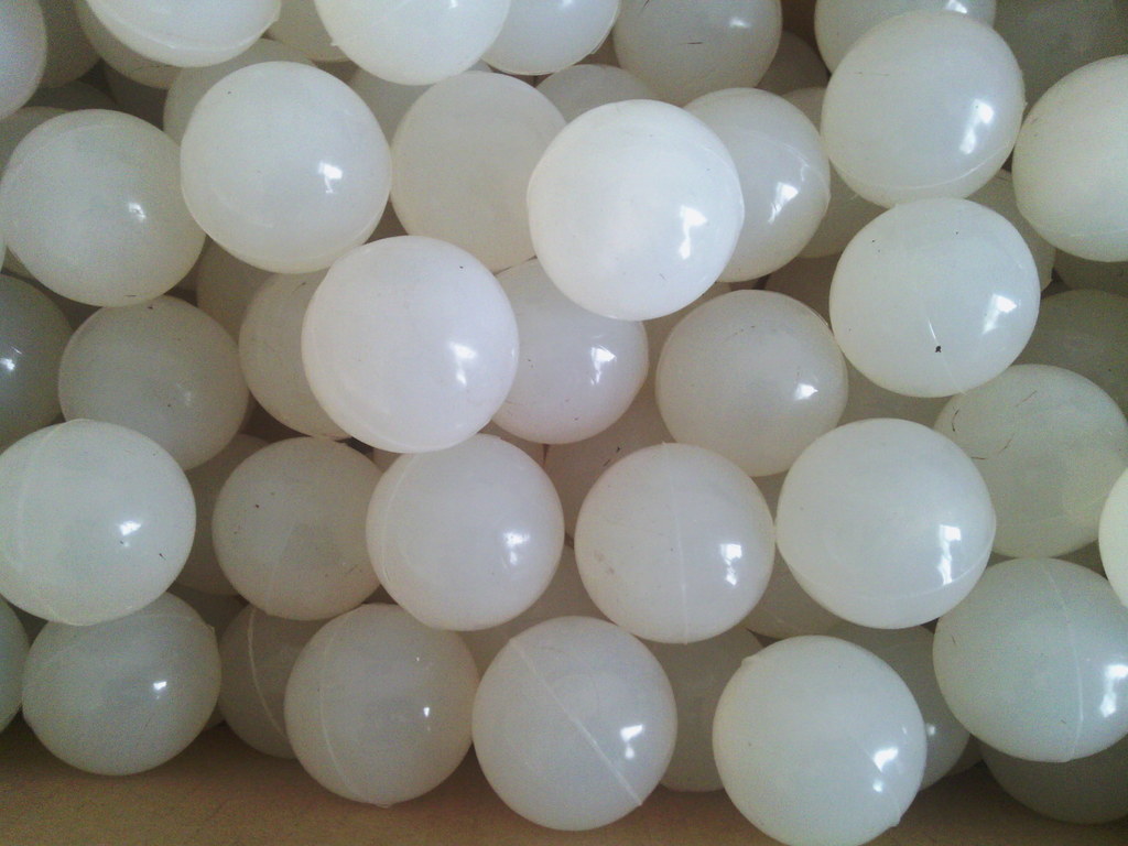 现货供应dn30的白色橡胶球图片_1