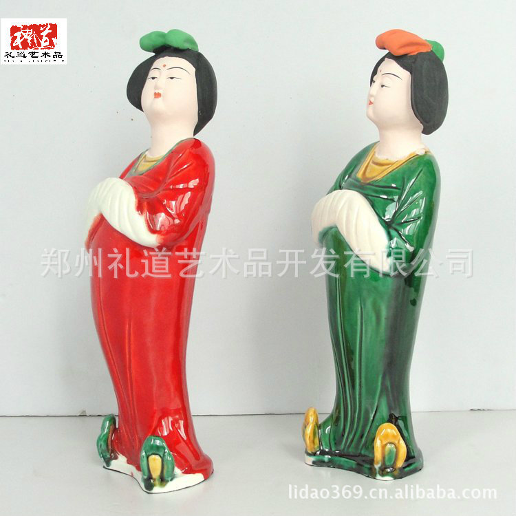 侍女 唐代胖妮高25.5cm长8.5cm宽7cm (1)