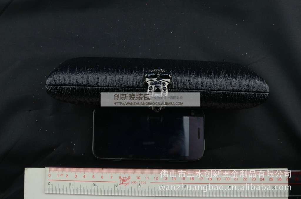 厂家直销 时尚晚装公主包 手提休闲包 硬盒包