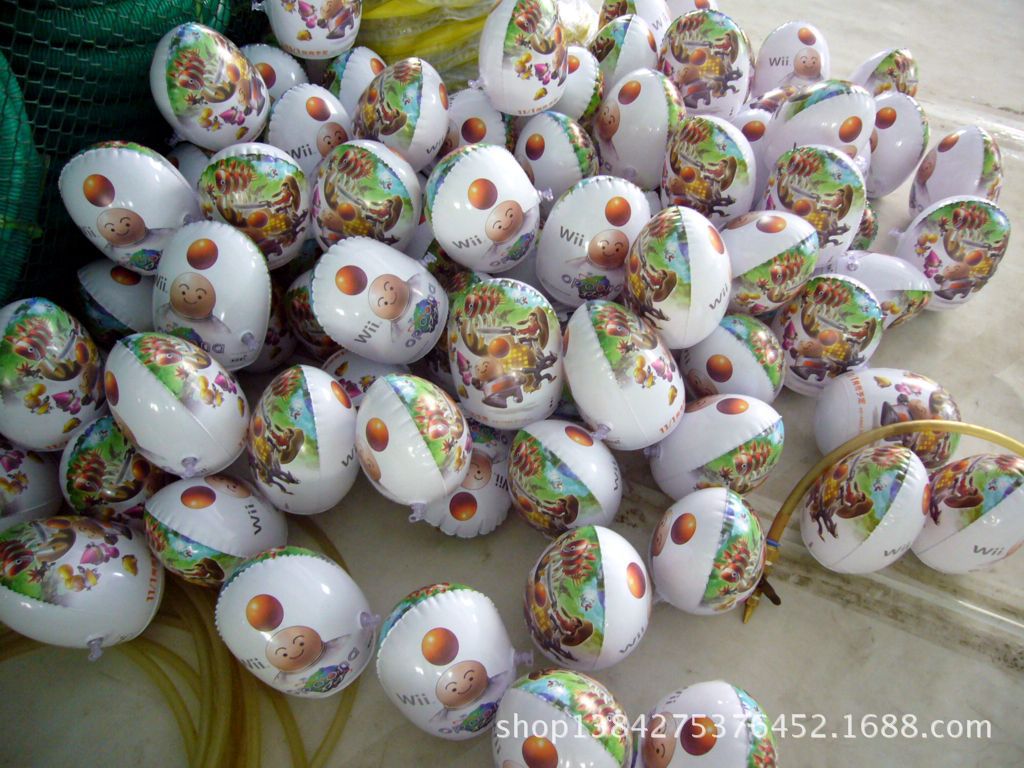 不倒翁、大教柱