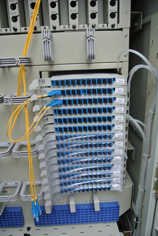 网络机柜用光纤配线架
