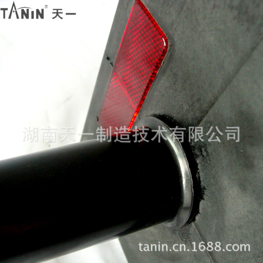 高强度ABS轮胎三角防滑垫