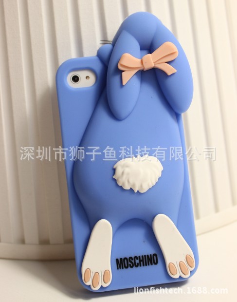 moschino iphone bunny