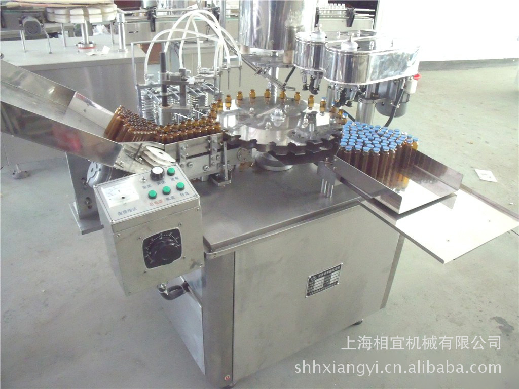 灌装旋盖一体机
