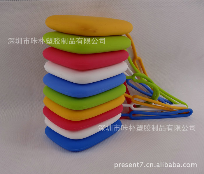 硅胶钥匙包 深圳硅胶生产厂家