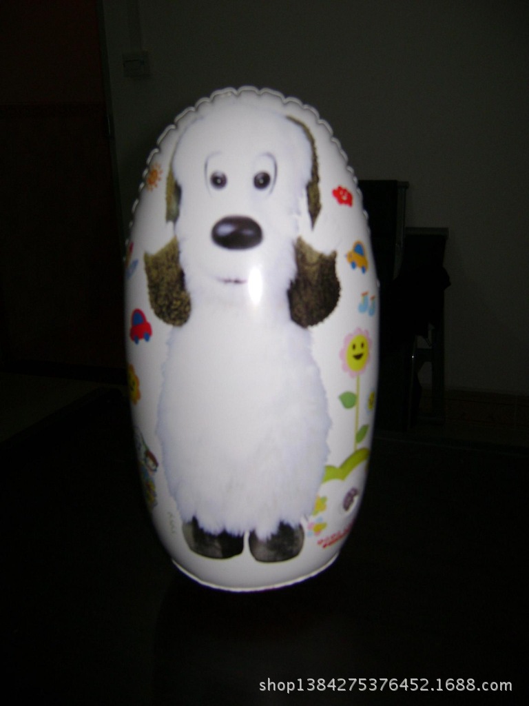 不倒翁、大教柱