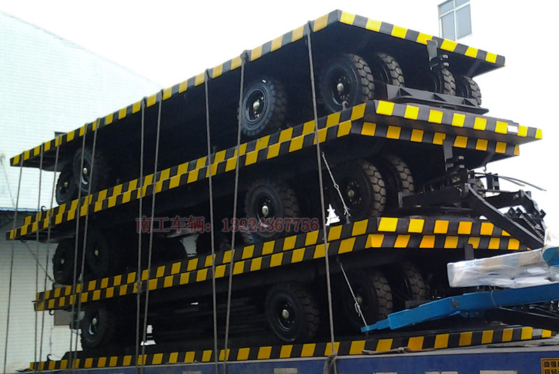 双簧缓冲平板拖车