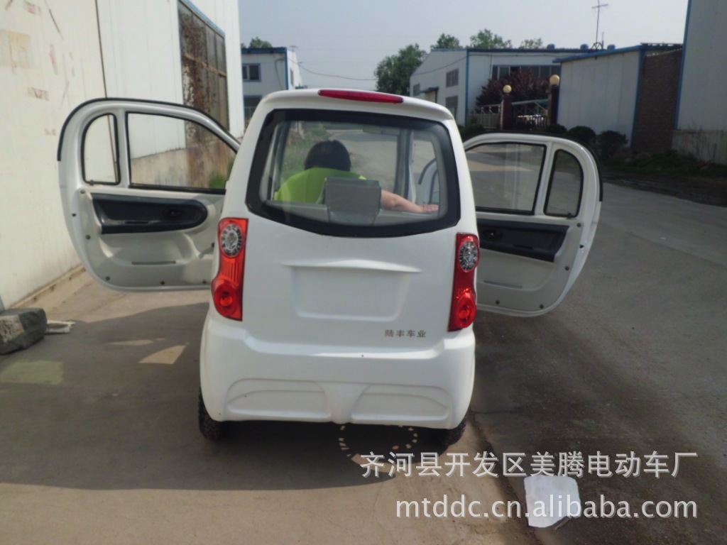 电动车 电动四轮车三人座微型电动汽车 新能源电动汽车