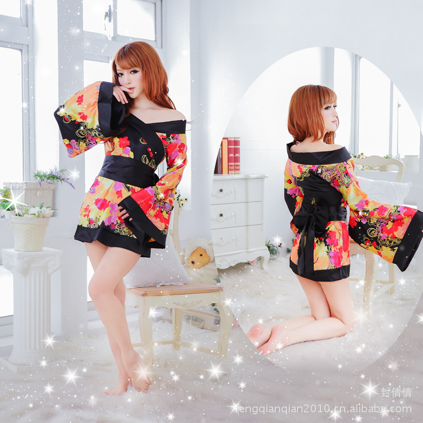 新款女士情趣内衣马甲透明露乳图片