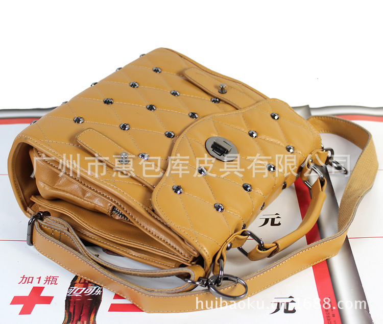 H071800 (4)