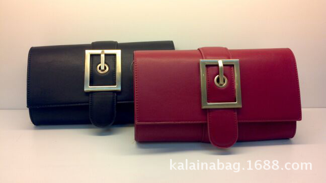 復古金屬方形扣手拿包